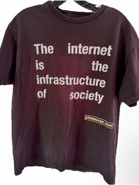 PLEASURES INTERNET T-SHIRT Size Large